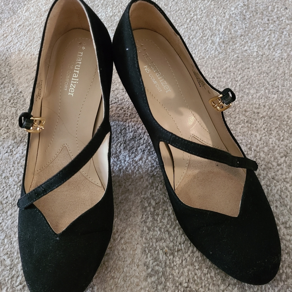 Bundle of Vintage Style Heels/Flats (EUC)! - Picture 7 of 13